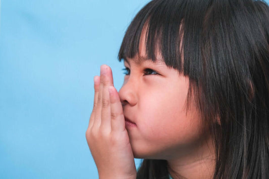 Mauvaise haleine chez l’enfant : que faire à l’école ? - Nana Brush
